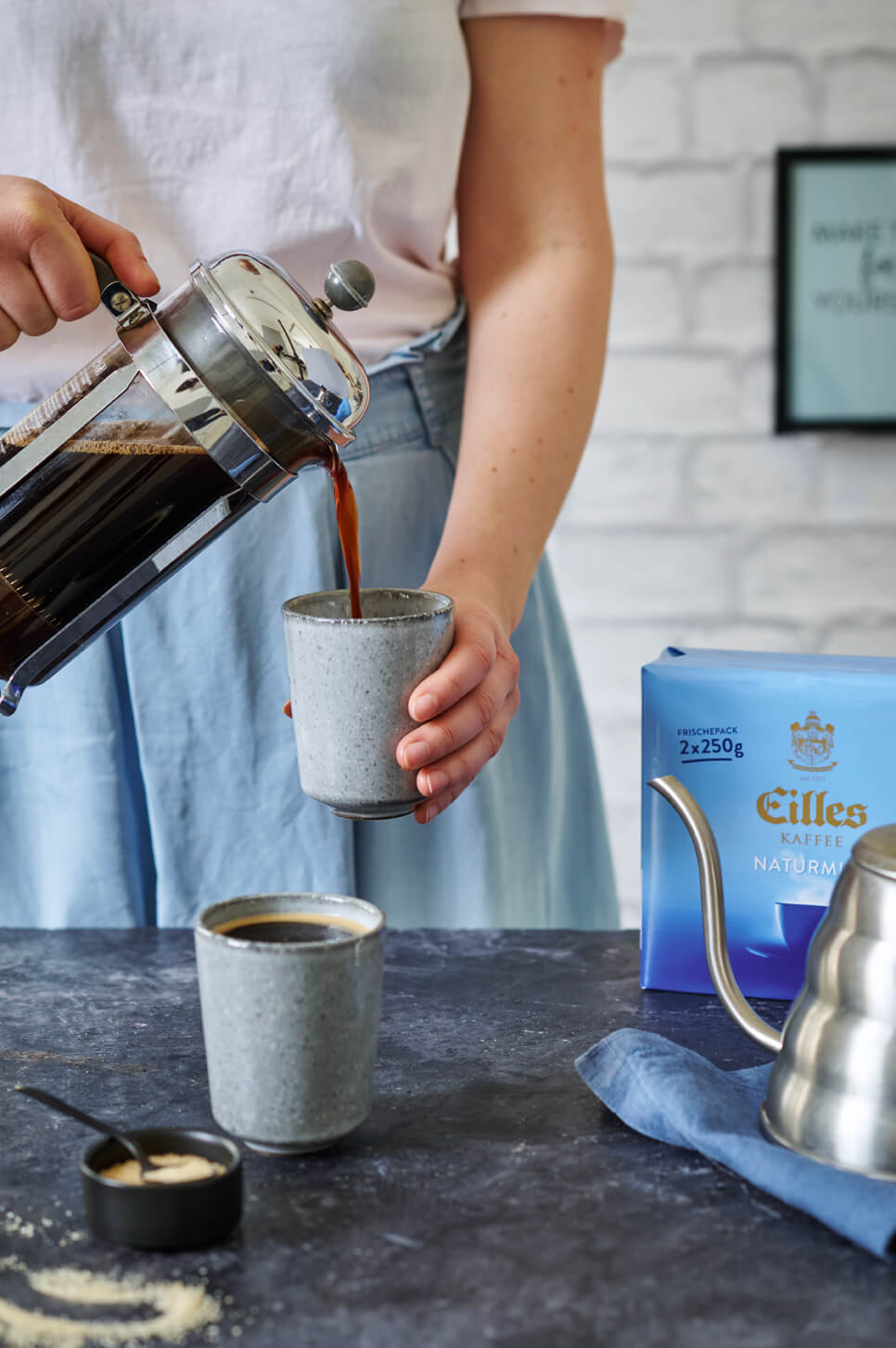 EILLES KAFFEE Naturmild French Press 