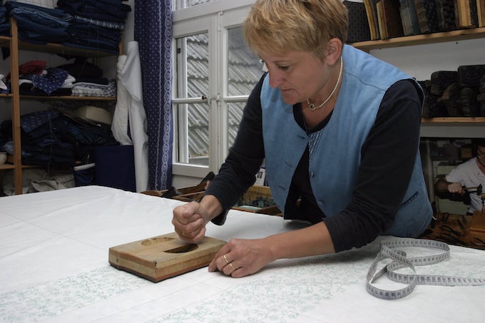 Copyright Elke Schluter 680px